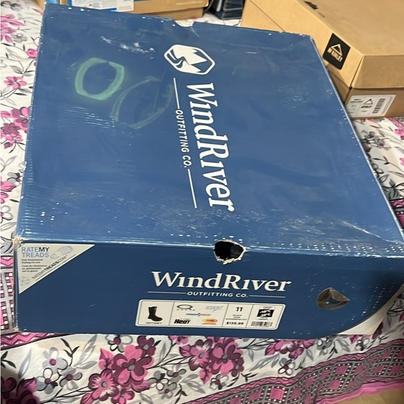 WINDRIVER ICEFX winter boots. Size 11 for both men and women. - Picture 2 of 2